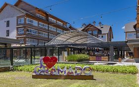 Rosa Edificio Vita Boulevard